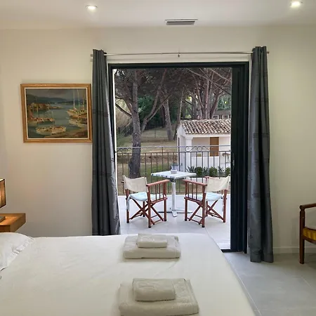 Loumar Bed and breakfast 4*