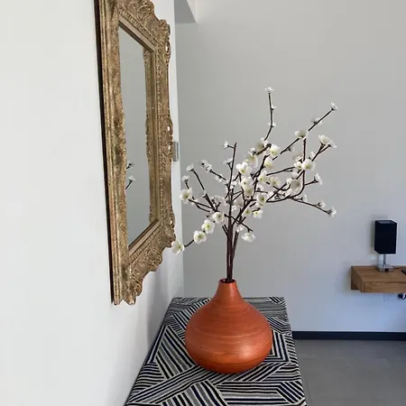Loumar Oda ve Kahvaltı Saint-Tropez
