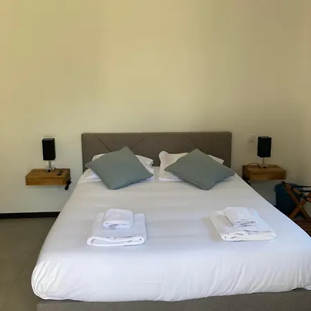 Loumar Bed and breakfast