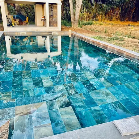 Loumar Bed & Breakfast