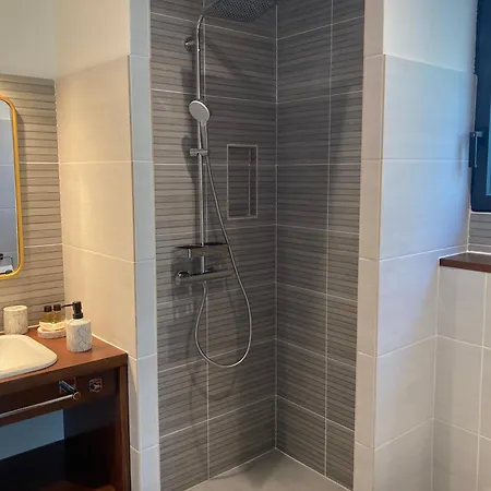 Oda ve Kahvaltı Loumar Saint-Tropez