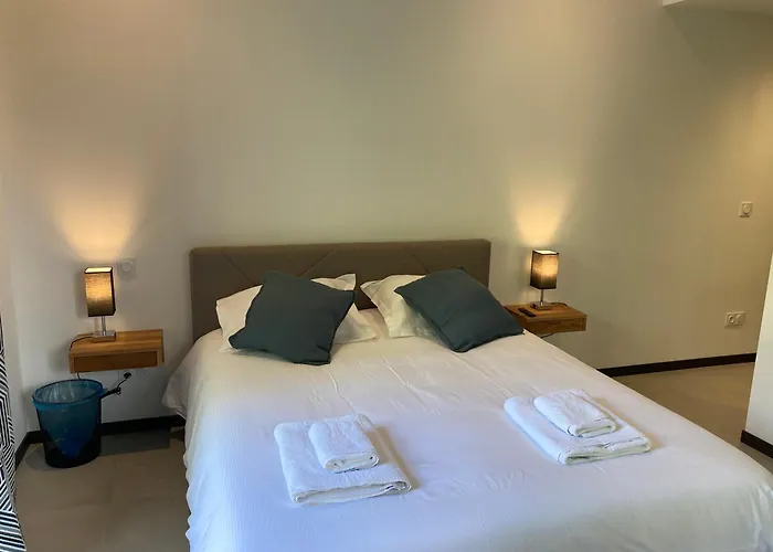 Loumar Frühstückspension 4*